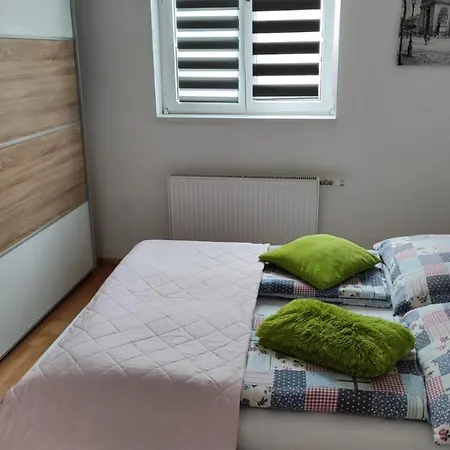Apartment Lalina *